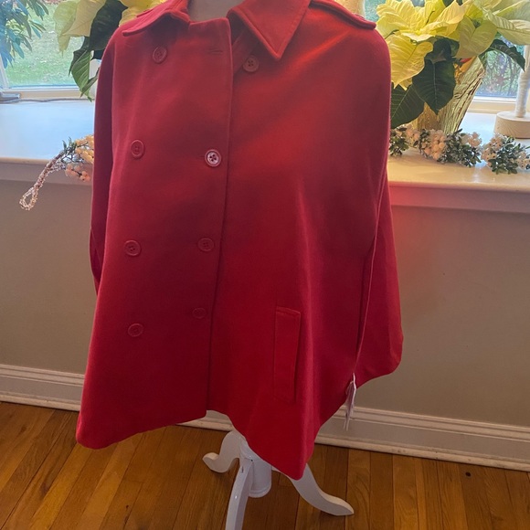 Red wool poncho coat ❤️😍🥰❤️😍🥰❤️😍🥰 - Picture 5 of 13